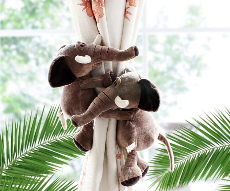 Rideau en soie thaïlandaise avec motif éléphant & œillets Rideau en soie thaïlandaise avec motif éléphant & œillets