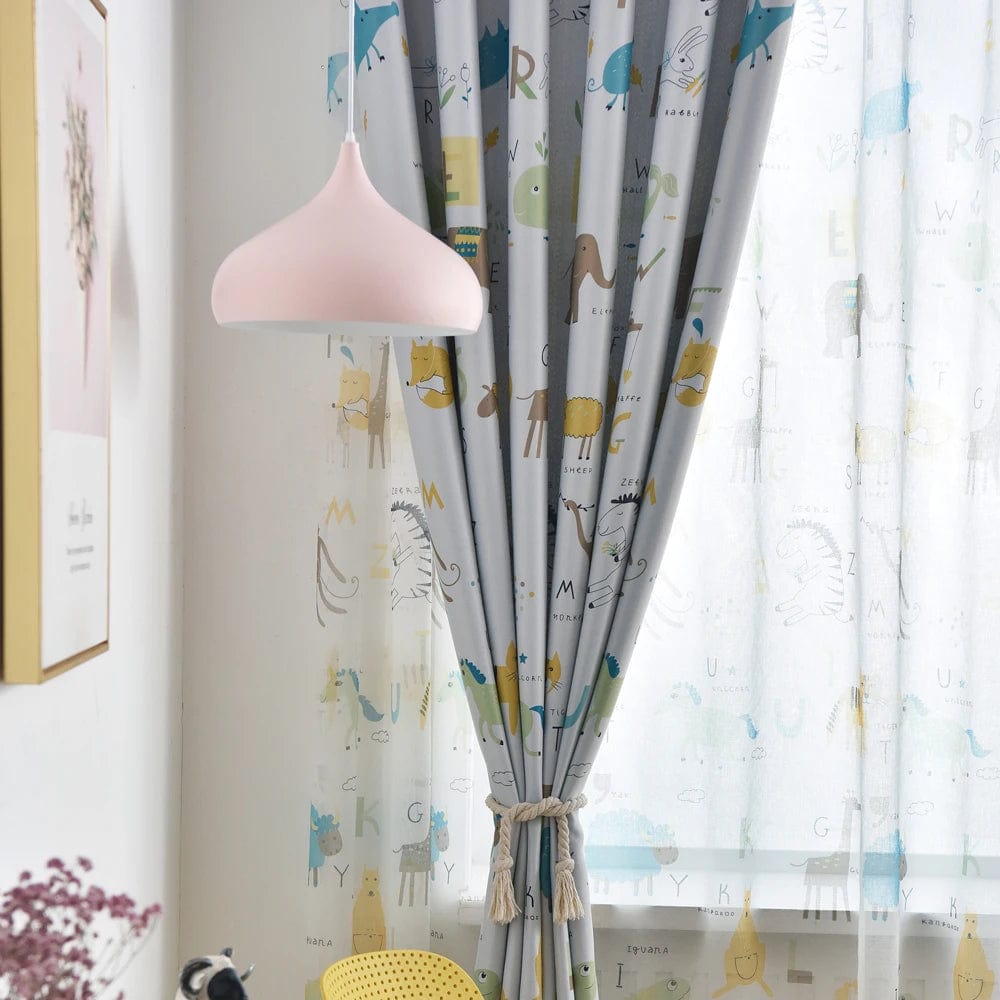 Rideau enfant gris à motifs animaux L'atelier Rideau