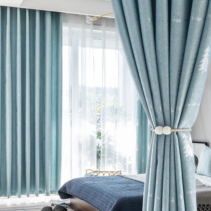 Rideau salon bleu à motifs sapins 150cm x 250cm / Crochet L'atelier Rideau