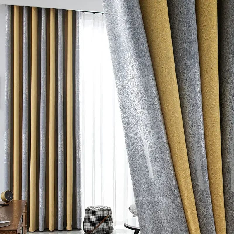 Rideau salon gris et jaune motifs sapins L'atelier Rideau