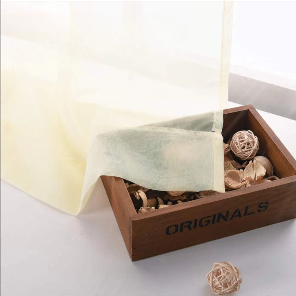 Voilage beige fin L'atelier Rideau