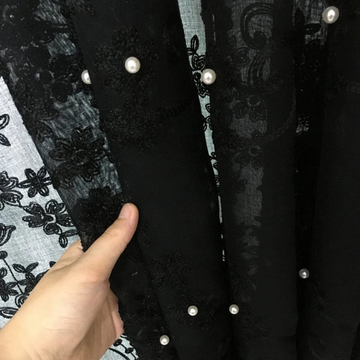 Voilage noir élégant 100cm x 200cm / Passe-tringle L'atelier Rideau